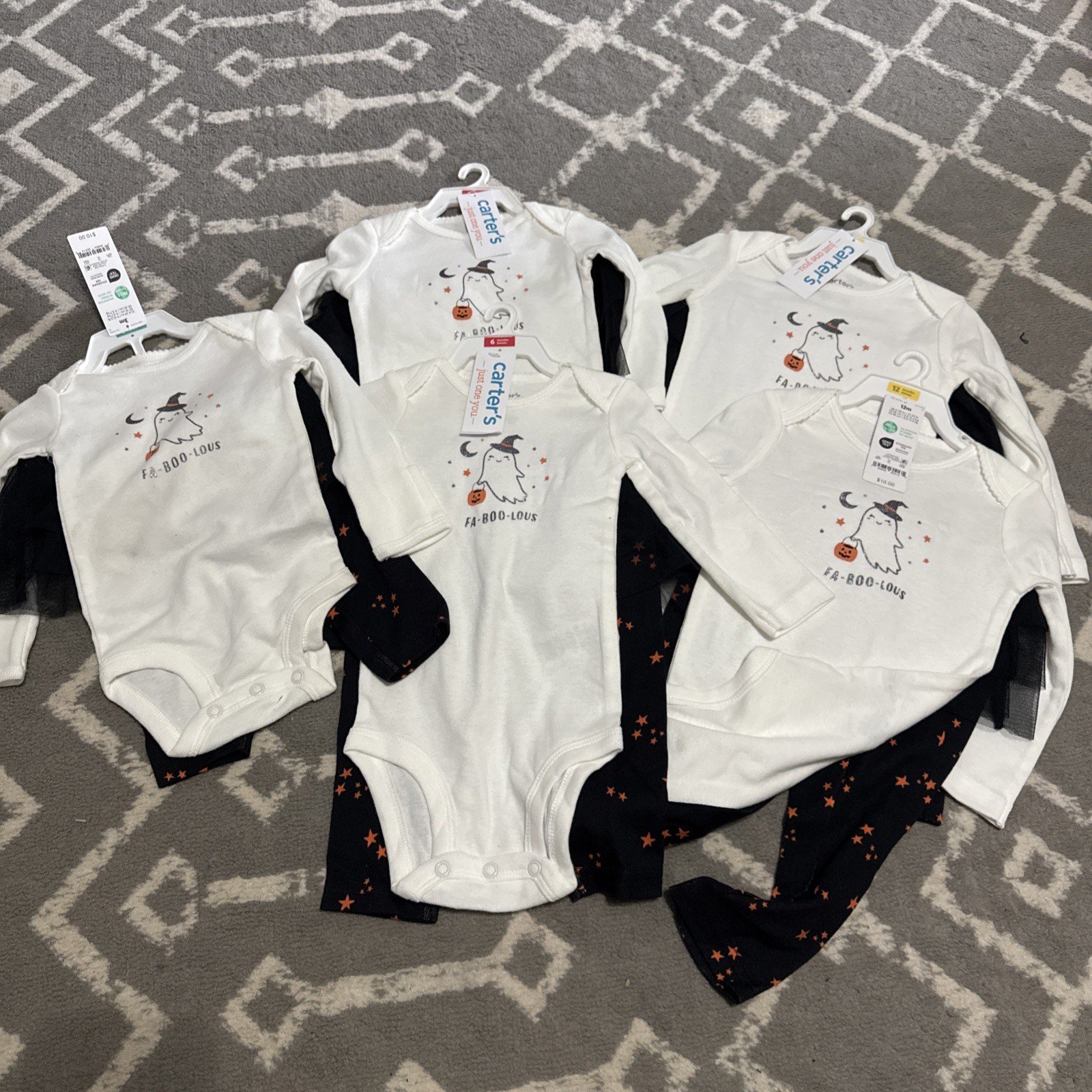 Carter's Baby Halloween ( 5 Outfits) all same- size 3-12 months